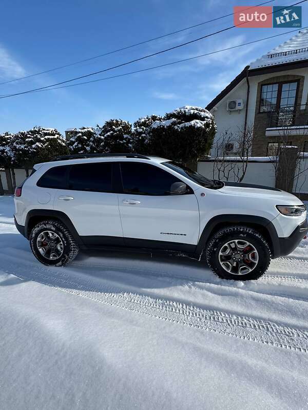 Позашляховик / Кросовер Jeep Cherokee 2018 в Хмельницькому