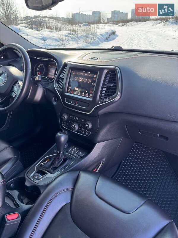 Позашляховик / Кросовер Jeep Cherokee 2018 в Хмельницькому