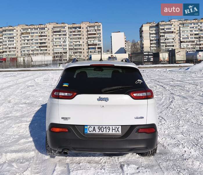 Позашляховик / Кросовер Jeep Cherokee 2015 в Києві фото 6 Позашляховик / Кросовер Jeep Cherokee 2015 в Києві