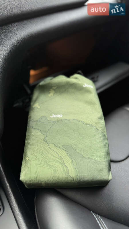Позашляховик / Кросовер Jeep Cherokee 2020 в Києві