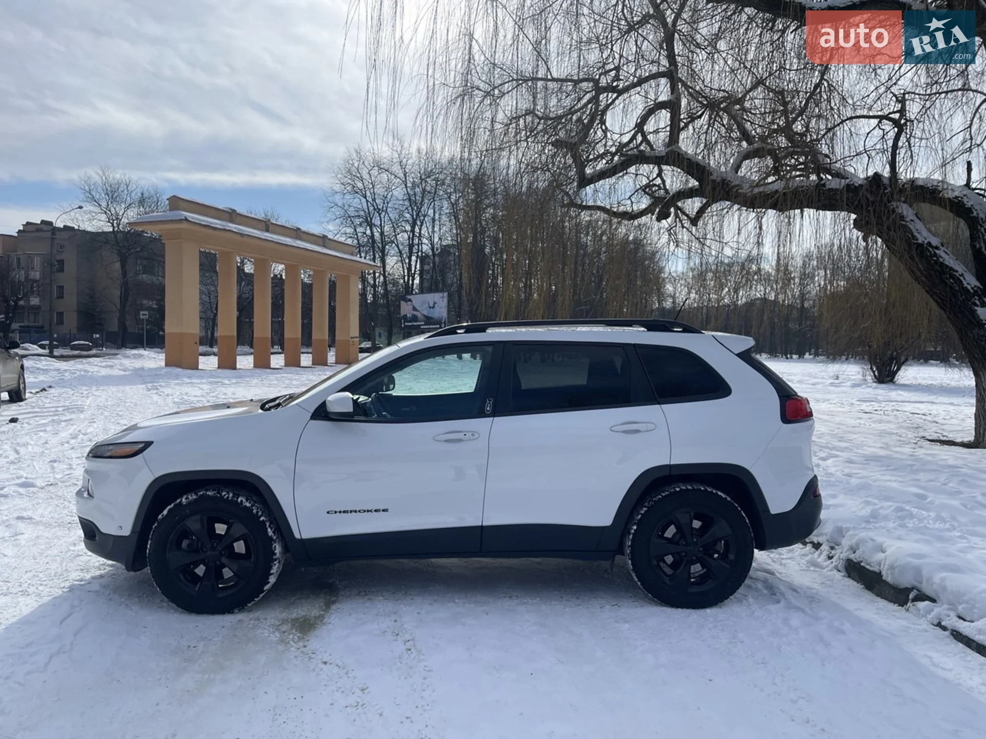 2015 Jeep Cherokee - мініатюра 6