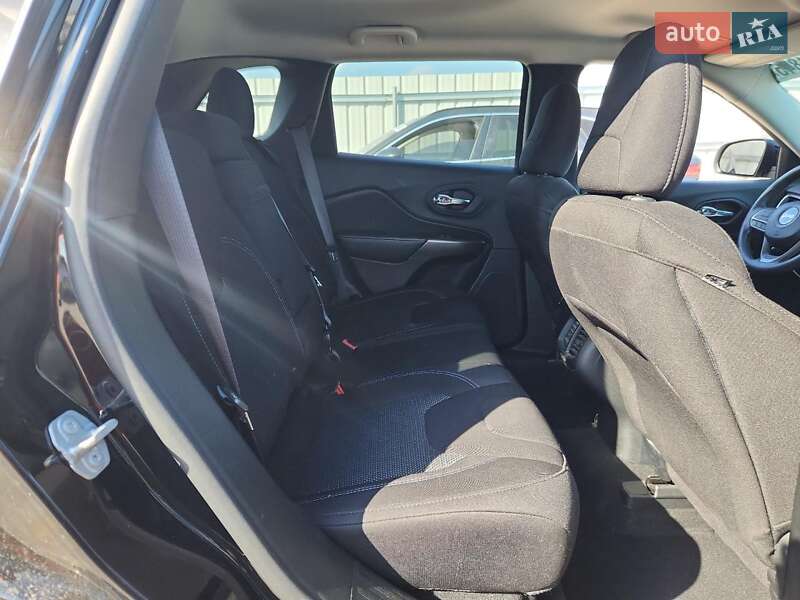Внедорожник / Кроссовер Jeep Cherokee 2019 в Чернигове фото 11 Внедорожник / Кроссовер Jeep Cherokee 2019 в Чернигове