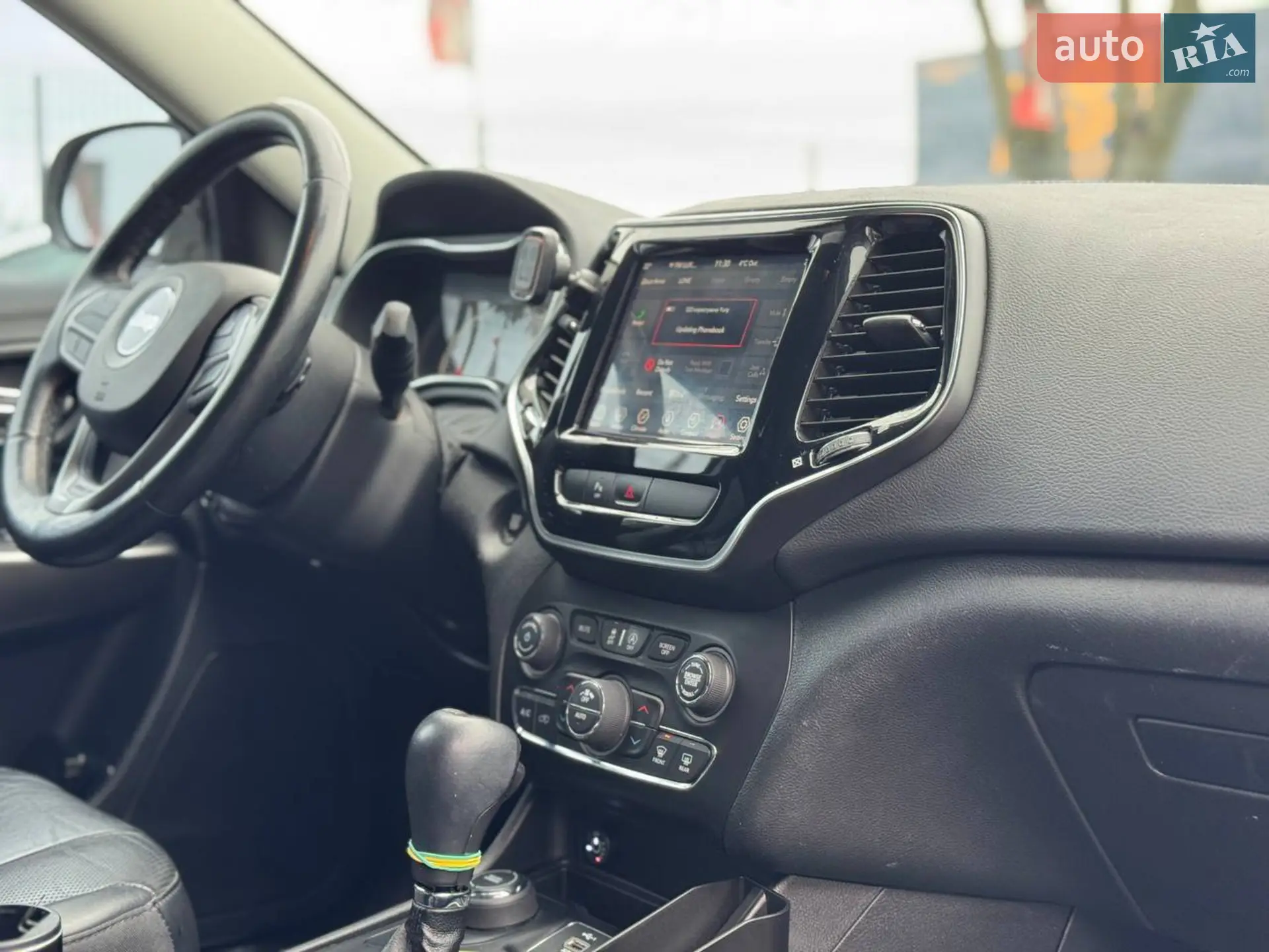 2019 Jeep Cherokee - мініатюра 30