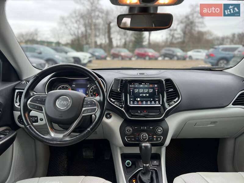 Внедорожник / Кроссовер Jeep Cherokee 2020 в Стрые