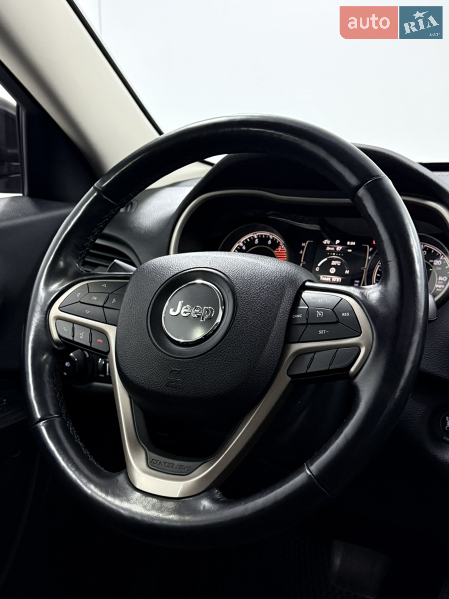 2016 Jeep Cherokee - мініатюра 24