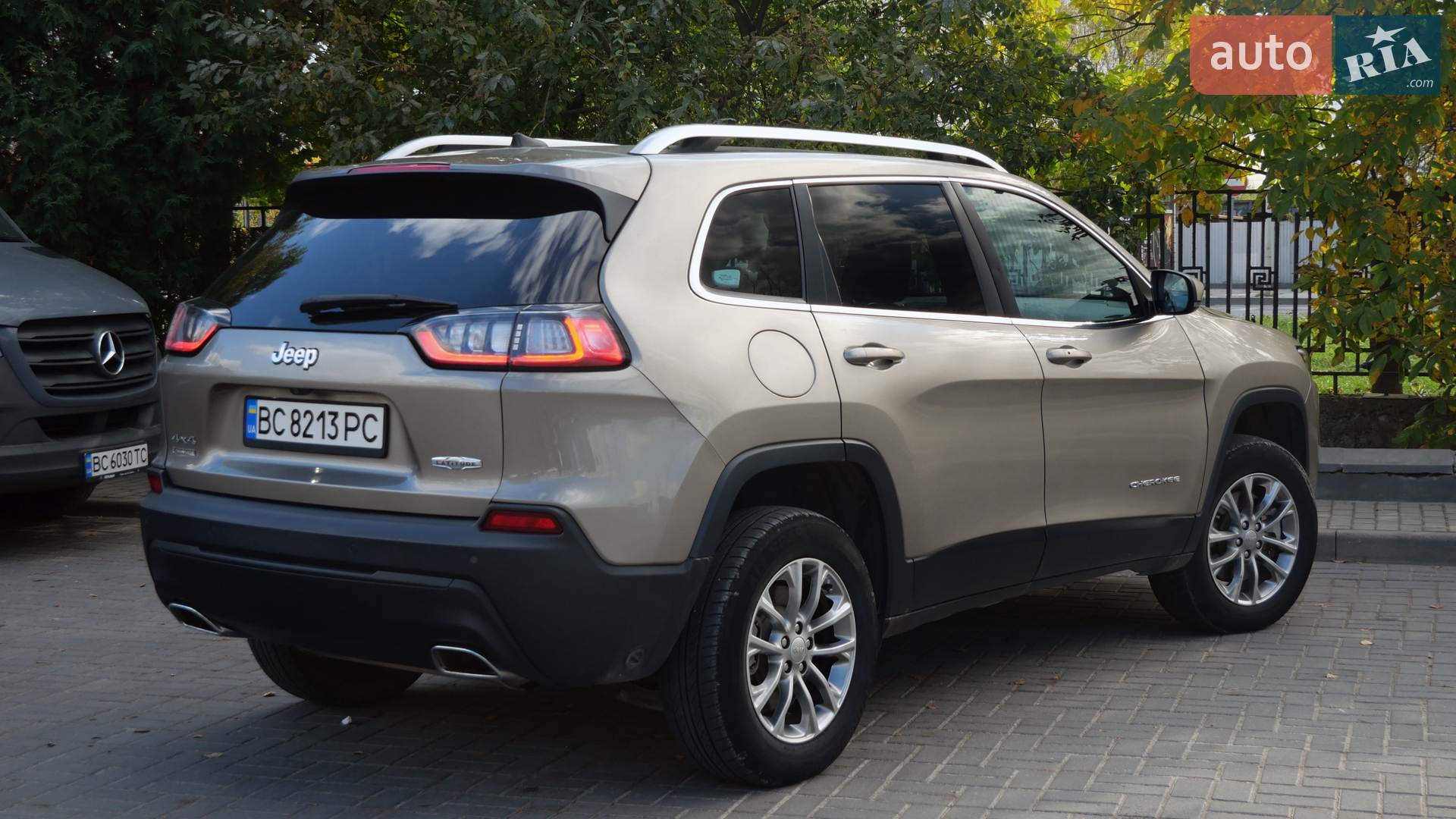 2018 Jeep Cherokee - мініатюра 15
