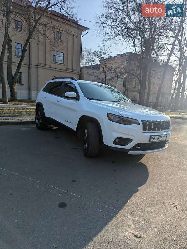 Jeep Cherokee 2021