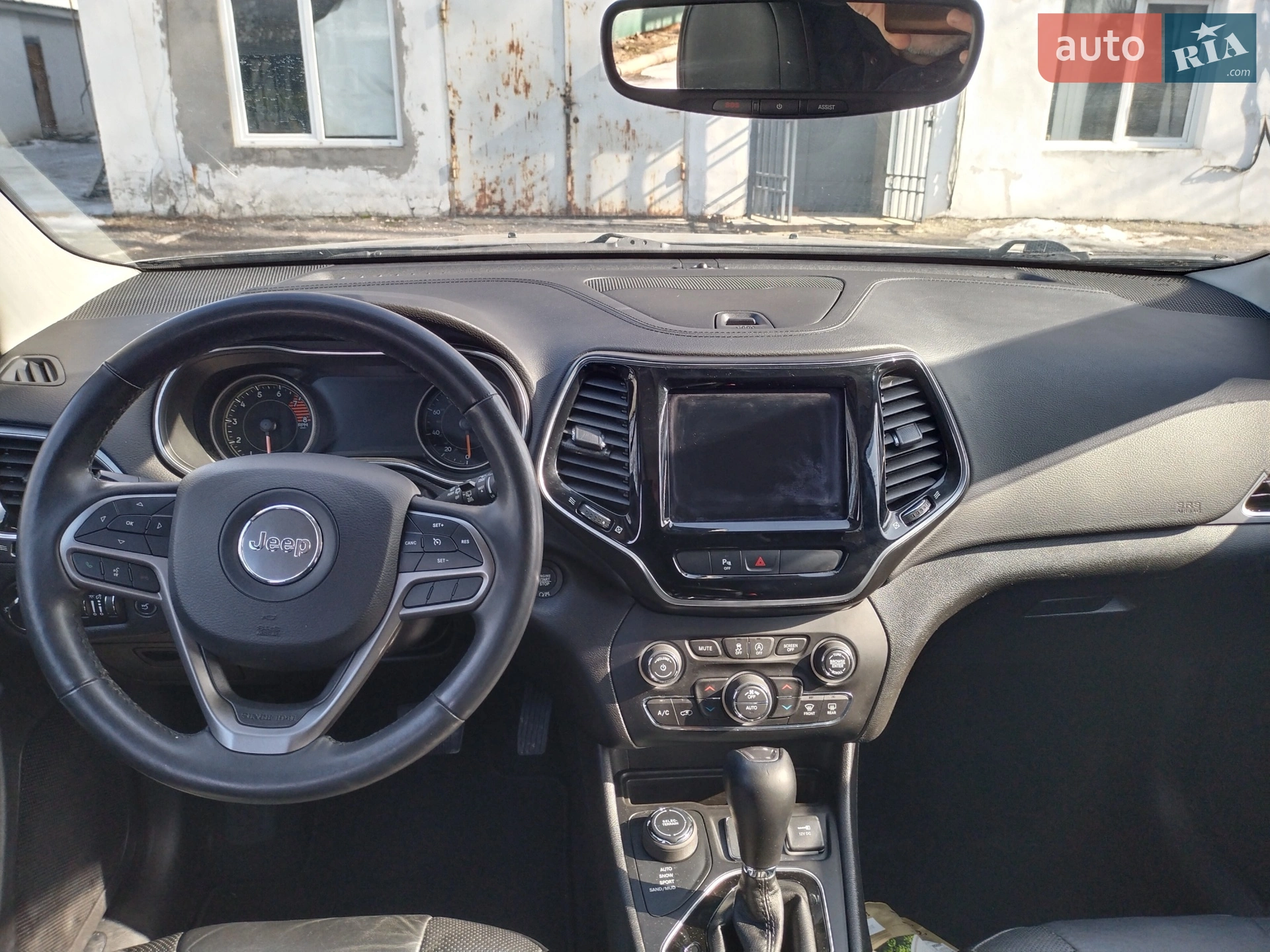 2019 Jeep Cherokee - мініатюра 10