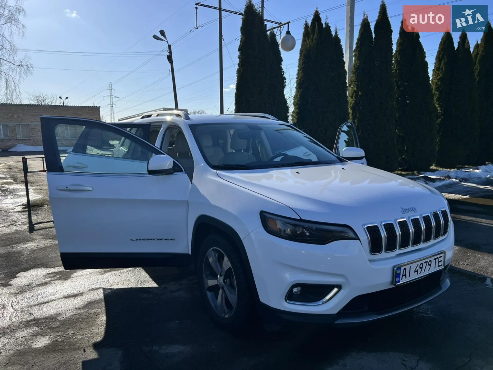2019 Jeep Cherokee - мініатюра 4