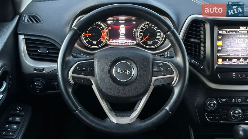 Внедорожник / Кроссовер Jeep Cherokee 2015 в Самборе