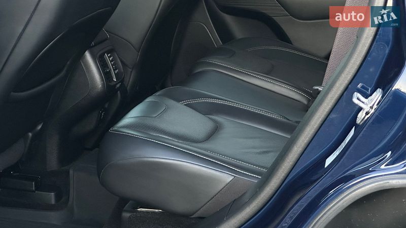 Внедорожник / Кроссовер Jeep Cherokee 2015 в Самборе