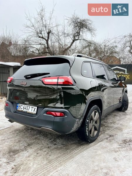 Внедорожник / Кроссовер Jeep Cherokee 2016 в Львове