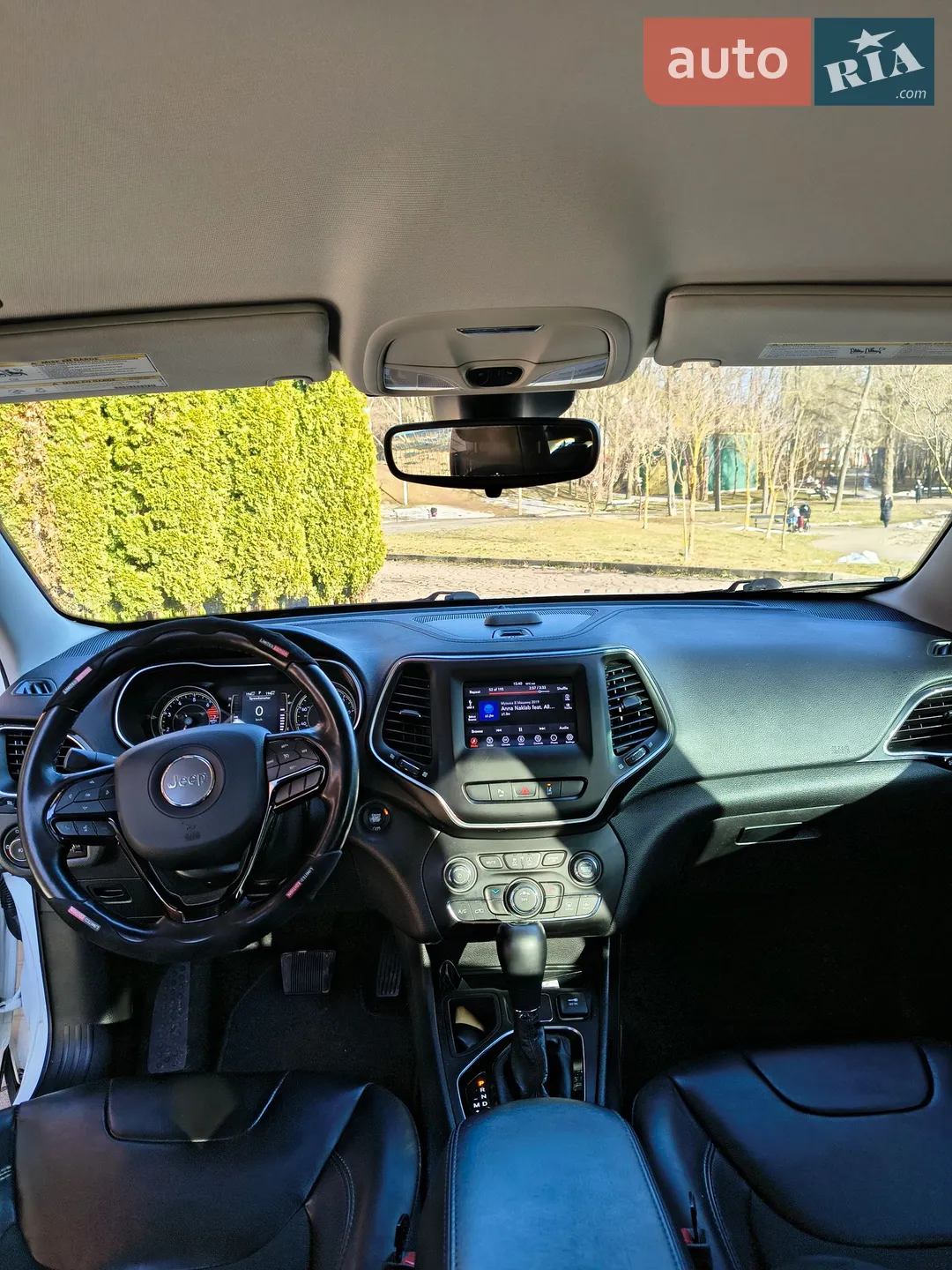 2020 Jeep Cherokee - мініатюра 16