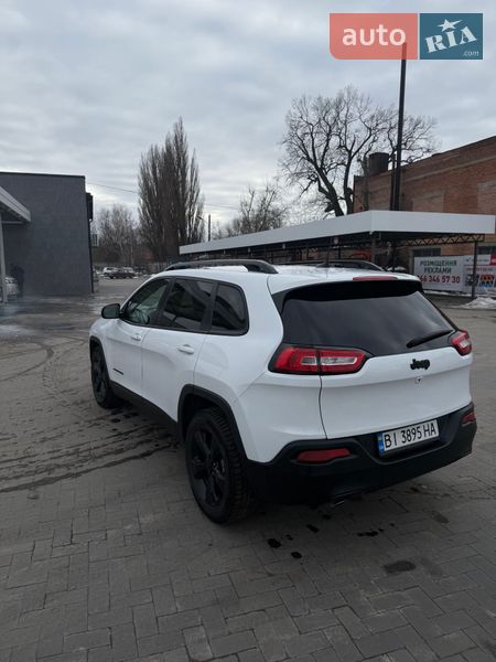 Внедорожник / Кроссовер Jeep Cherokee 2017 в Лубнах