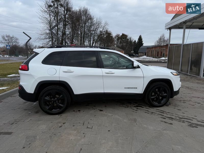 Внедорожник / Кроссовер Jeep Cherokee 2017 в Лубнах