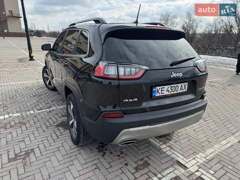 Внедорожник / Кроссовер Jeep Cherokee 2022 в Харькове