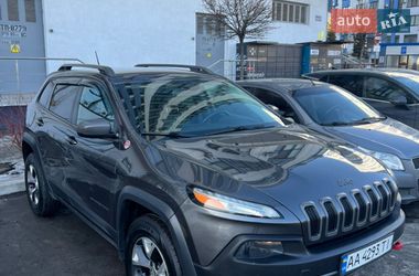 Внедорожник / Кроссовер Jeep Cherokee 2015 в Киеве
