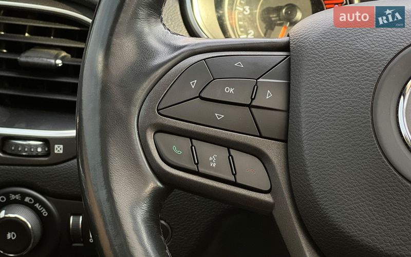 Внедорожник / Кроссовер Jeep Cherokee 2019 в Львове