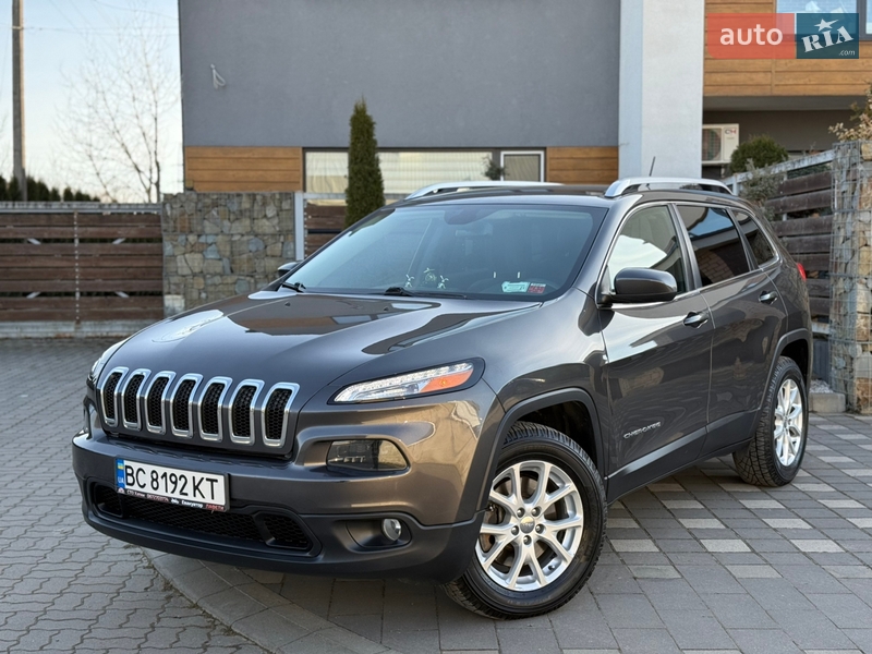 Внедорожник / Кроссовер Jeep Cherokee 2016 в Стрые