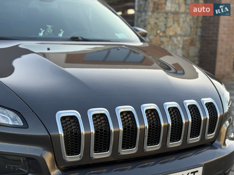 Внедорожник / Кроссовер Jeep Cherokee 2016 в Стрые