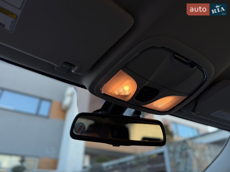 Внедорожник / Кроссовер Jeep Cherokee 2016 в Стрые