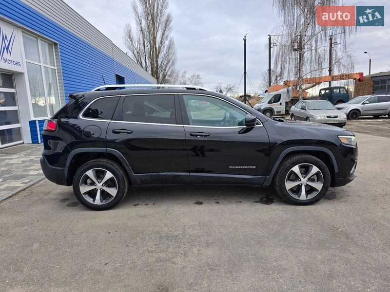 Внедорожник / Кроссовер Jeep Cherokee 2020 в Кропивницком