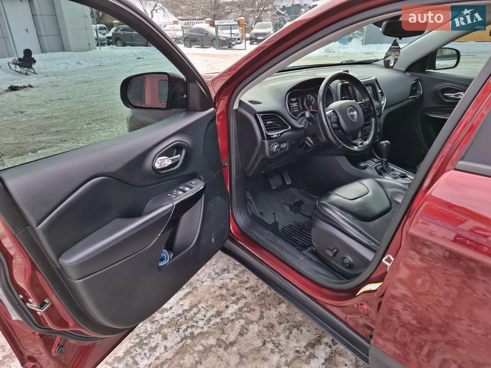 2021 Jeep Cherokee - мініатюра 12