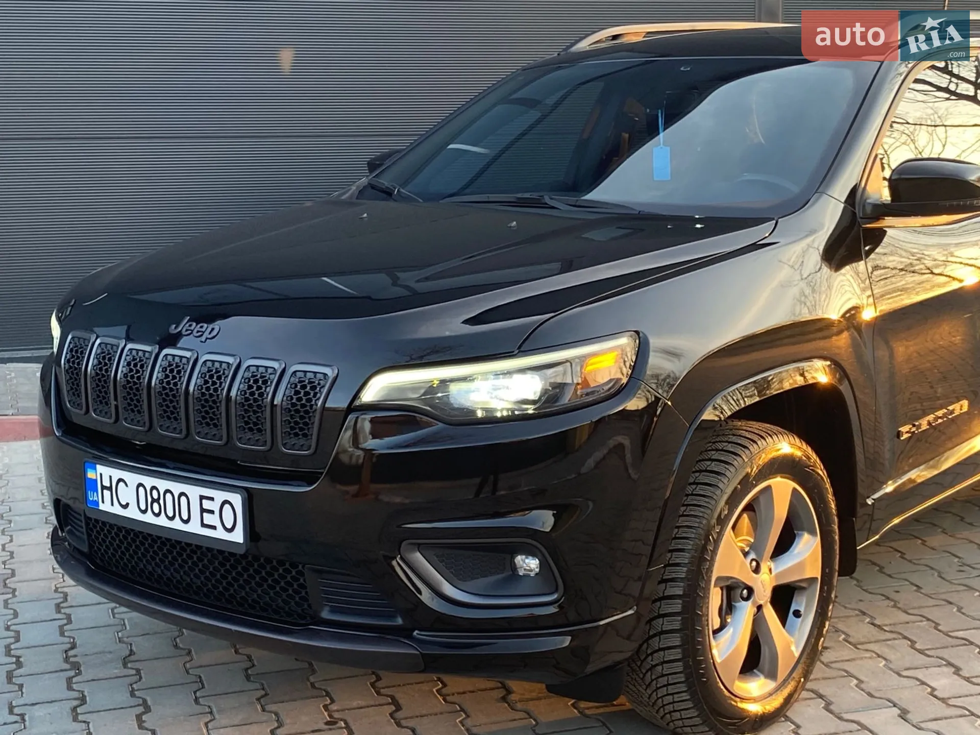 2019 Jeep Cherokee - мініатюра 4