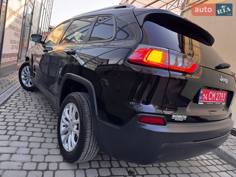 Внедорожник / Кроссовер Jeep Cherokee 2021 в Дрогобыче