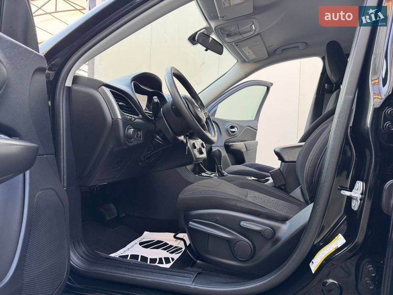 Внедорожник / Кроссовер Jeep Cherokee 2021 в Дрогобыче