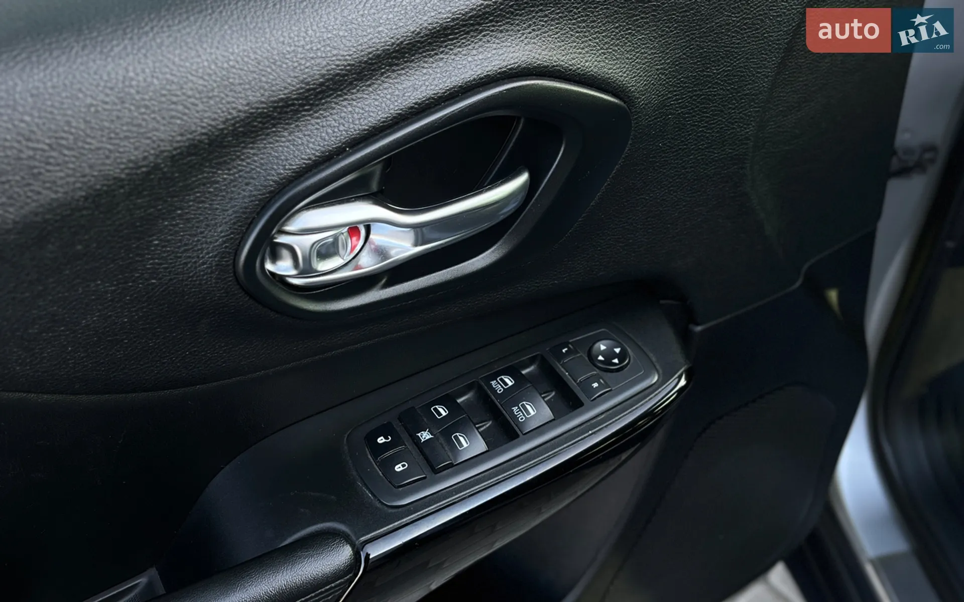 2019 Jeep Cherokee - мініатюра 10