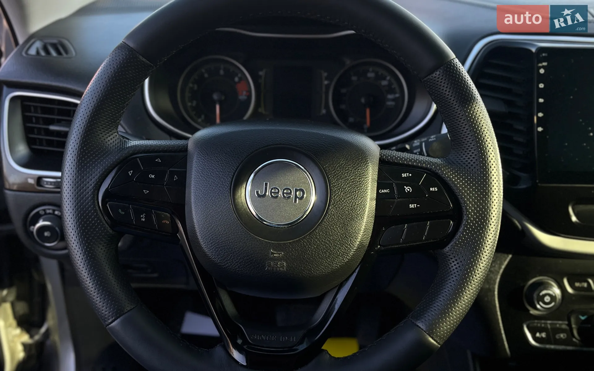 2019 Jeep Cherokee - мініатюра 14