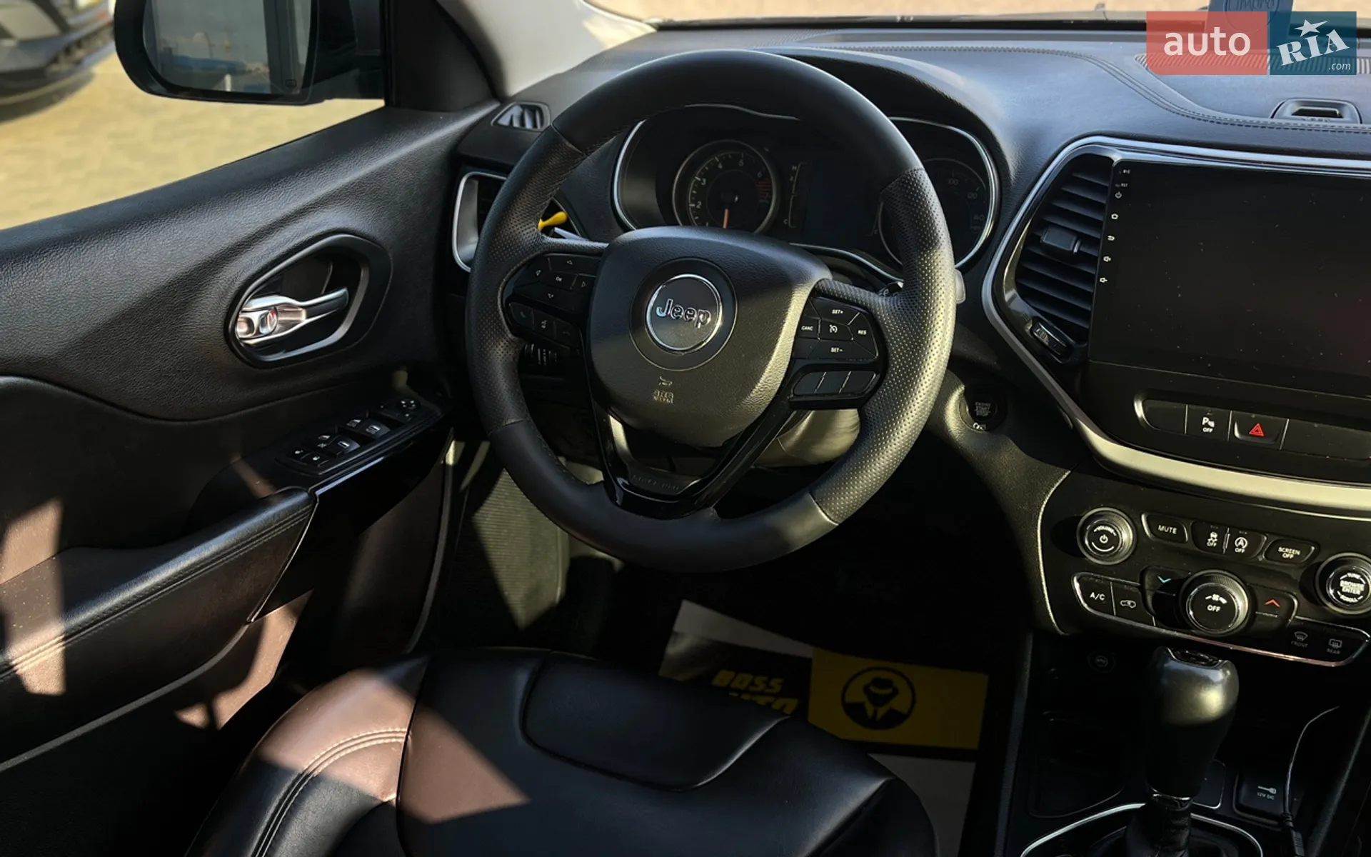 2019 Jeep Cherokee - мініатюра 21