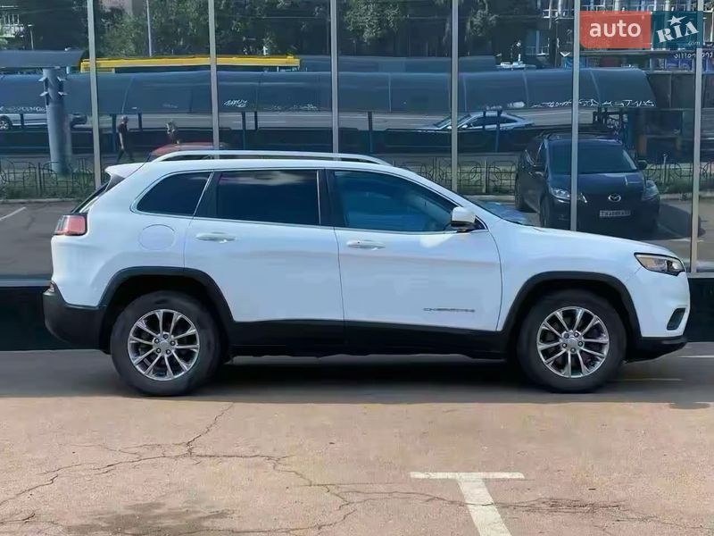 Позашляховик / Кросовер Jeep Cherokee 2018 в Києві