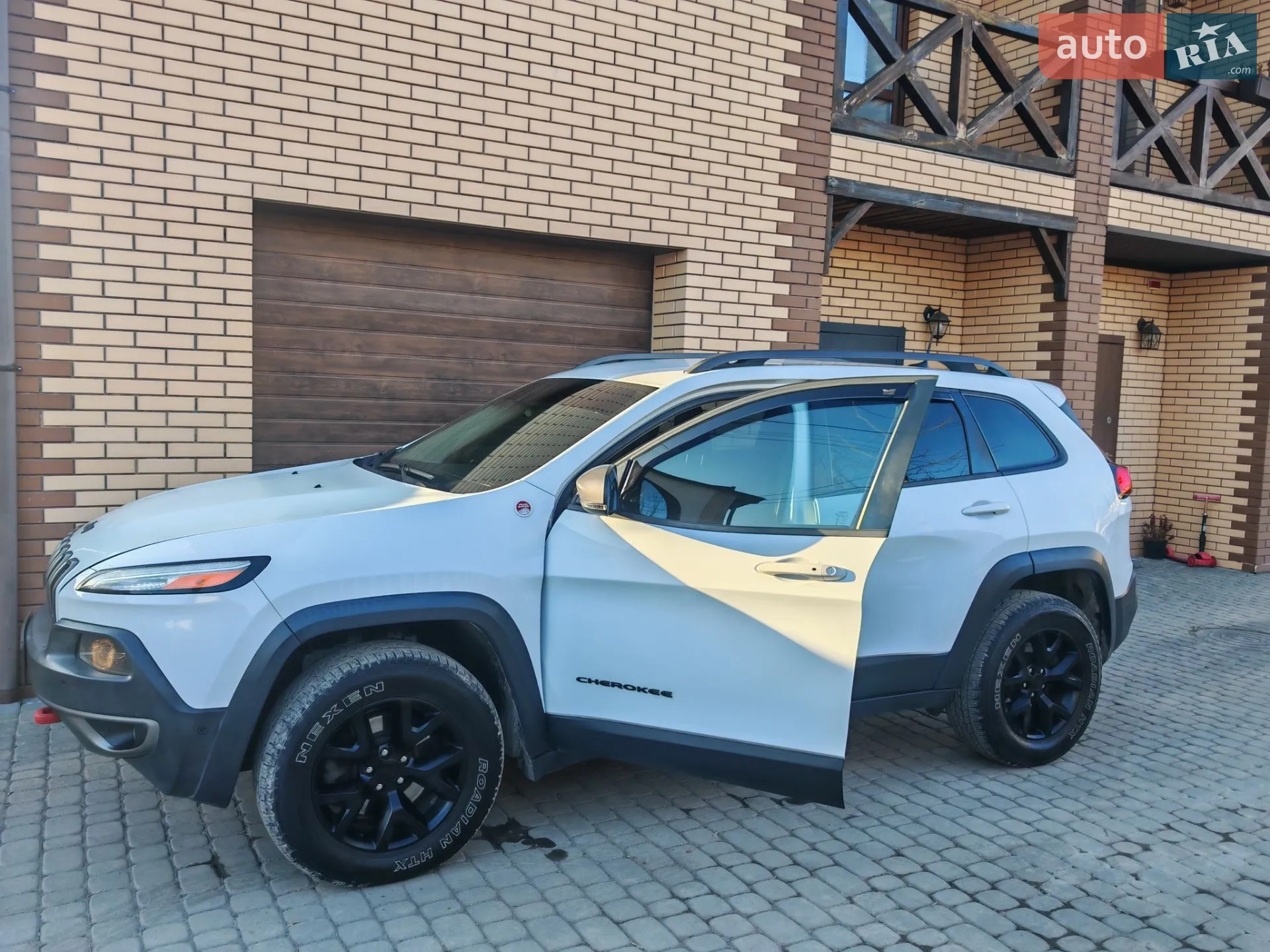 2015 Jeep Cherokee - мініатюра 17