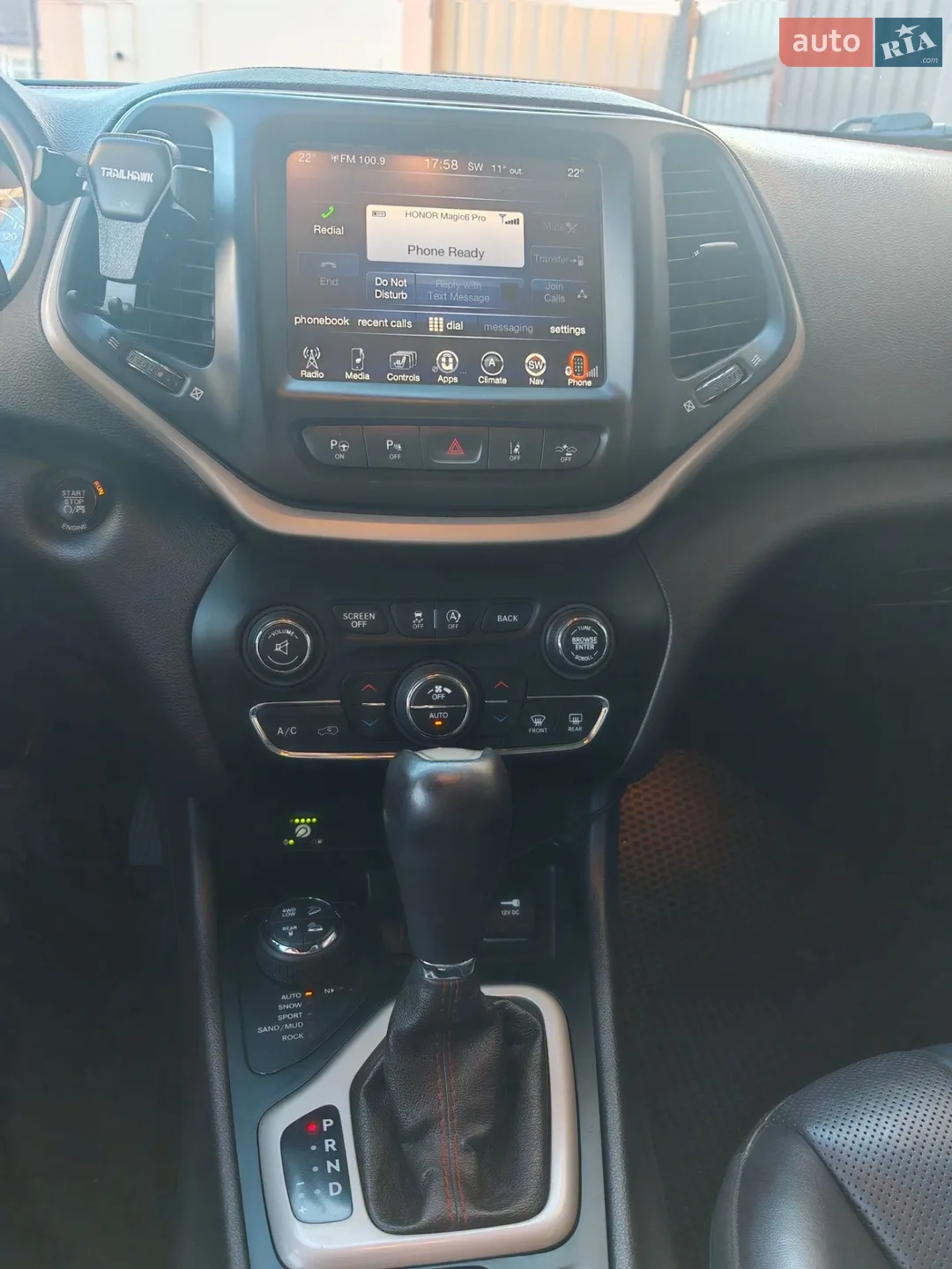 2015 Jeep Cherokee - мініатюра 31