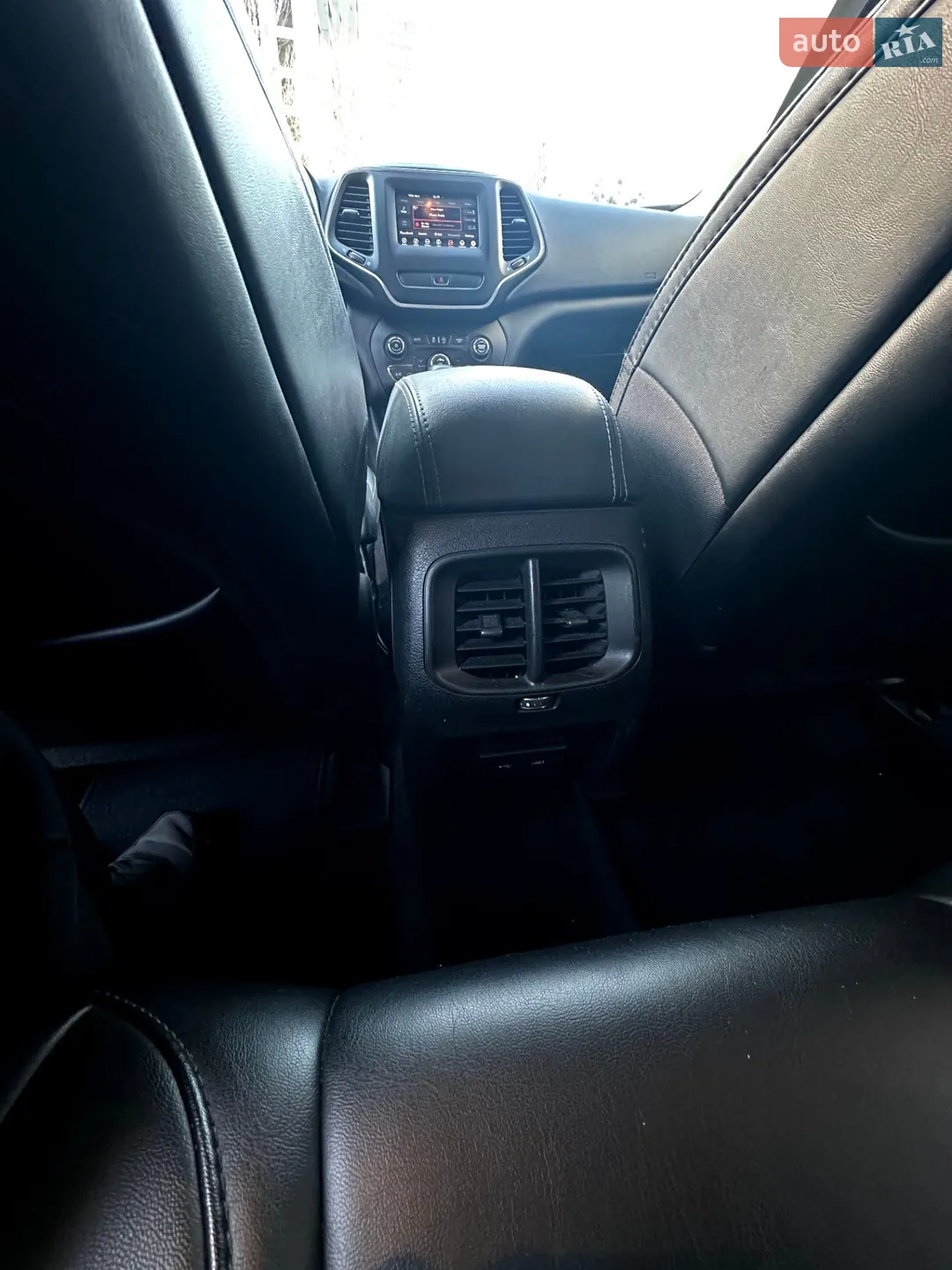 2018 Jeep Cherokee - мініатюра 32