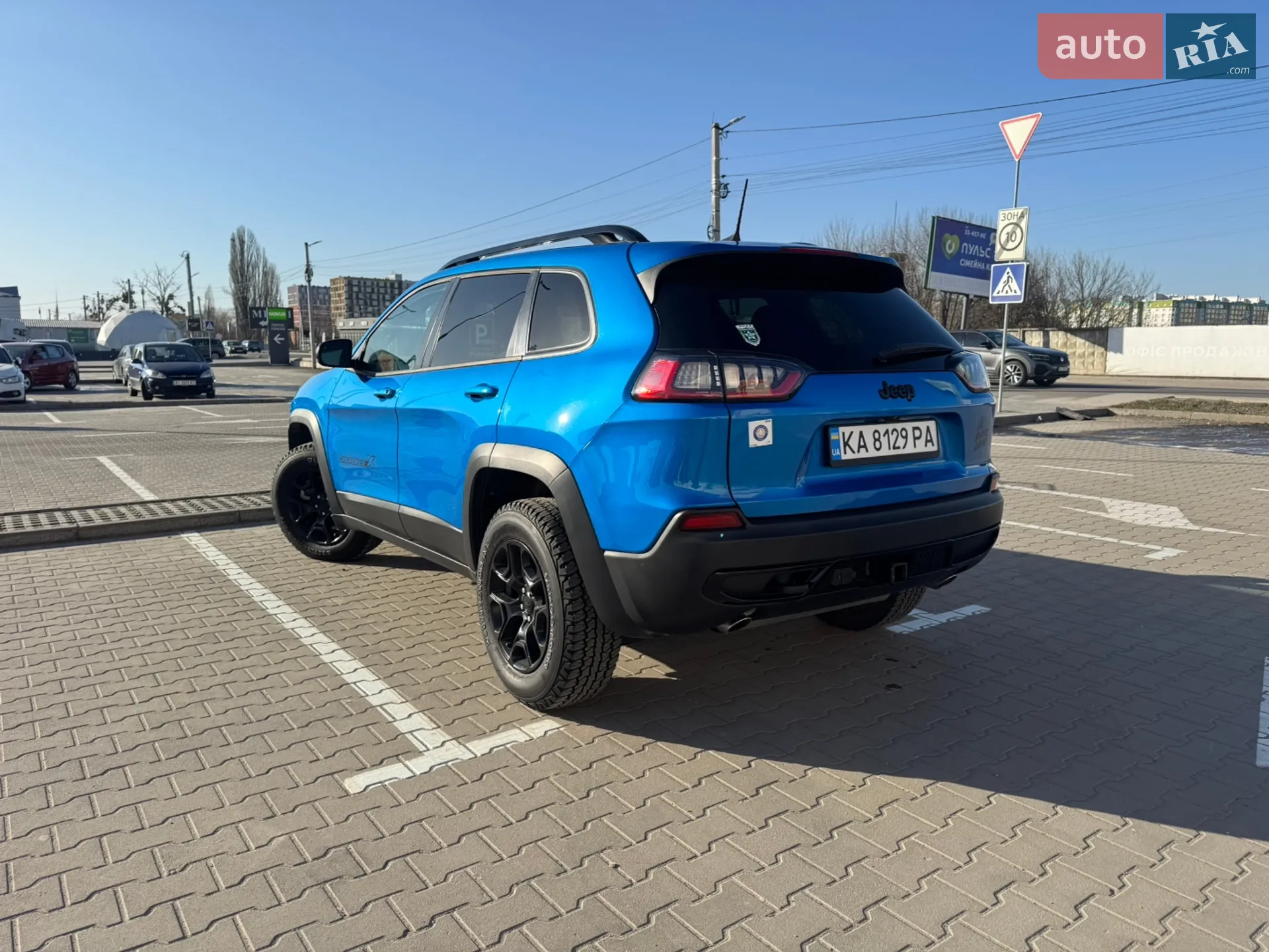 2022 Jeep Cherokee - мініатюра 9