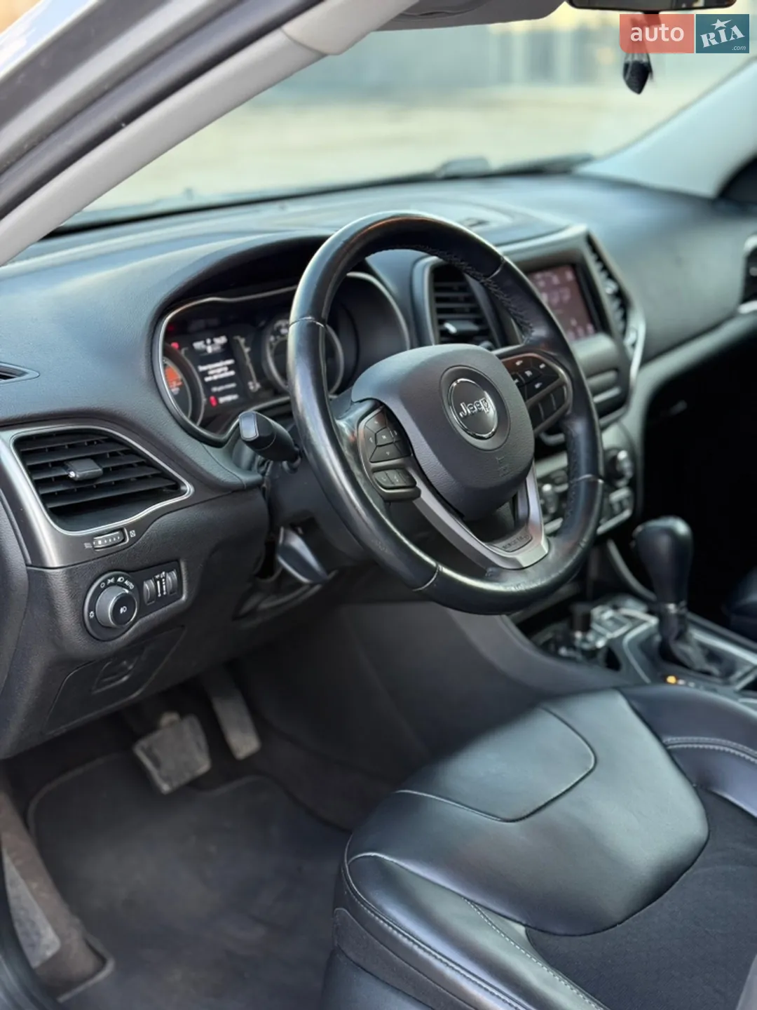 2018 Jeep Cherokee - мініатюра 68