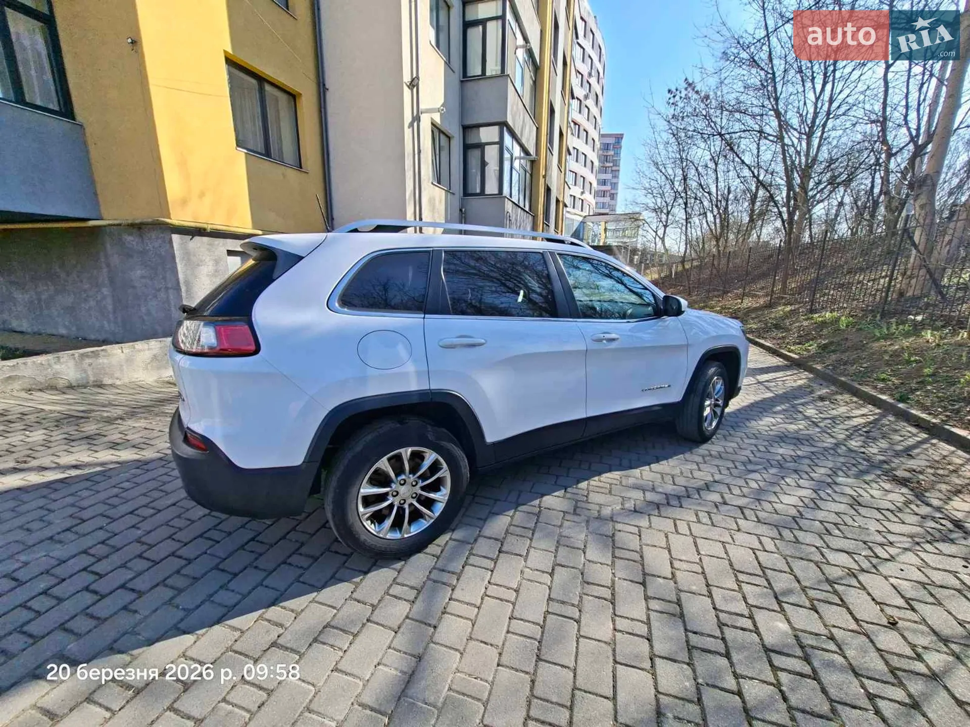 2018 Jeep Cherokee - мініатюра 8