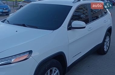 Внедорожник / Кроссовер Jeep Cherokee 2016 в Житомире