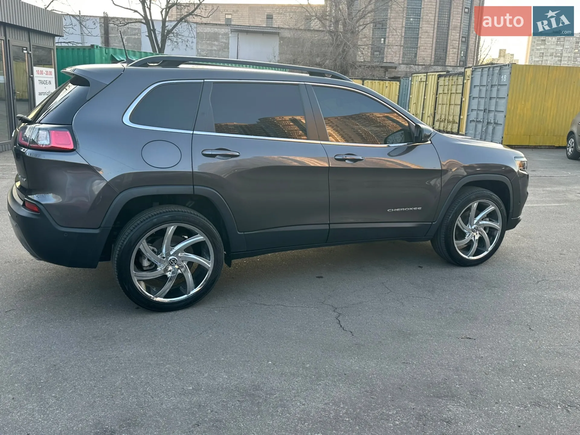 2022 Jeep Cherokee - мініатюра 4