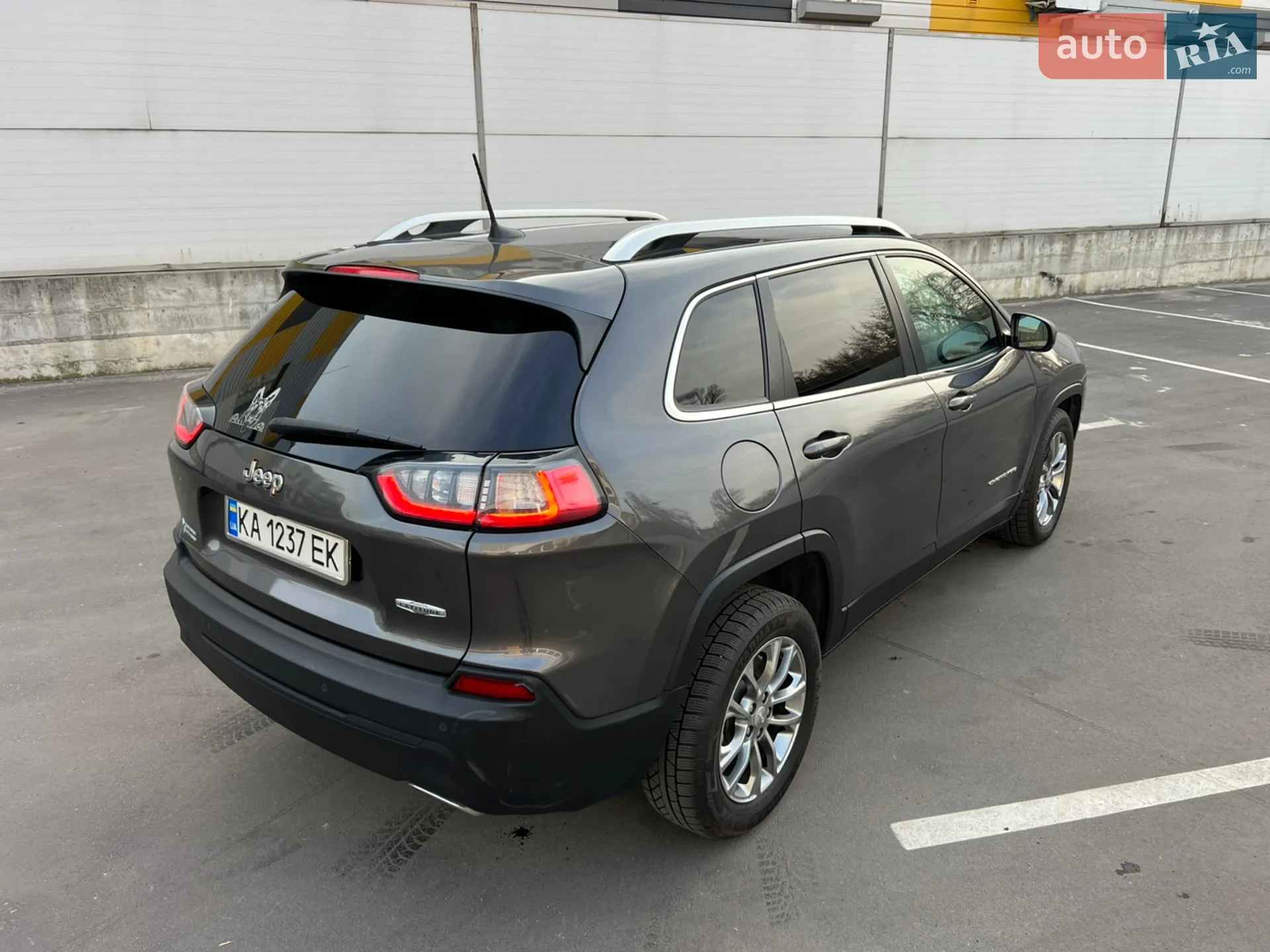 2018 Jeep Cherokee - мініатюра 8