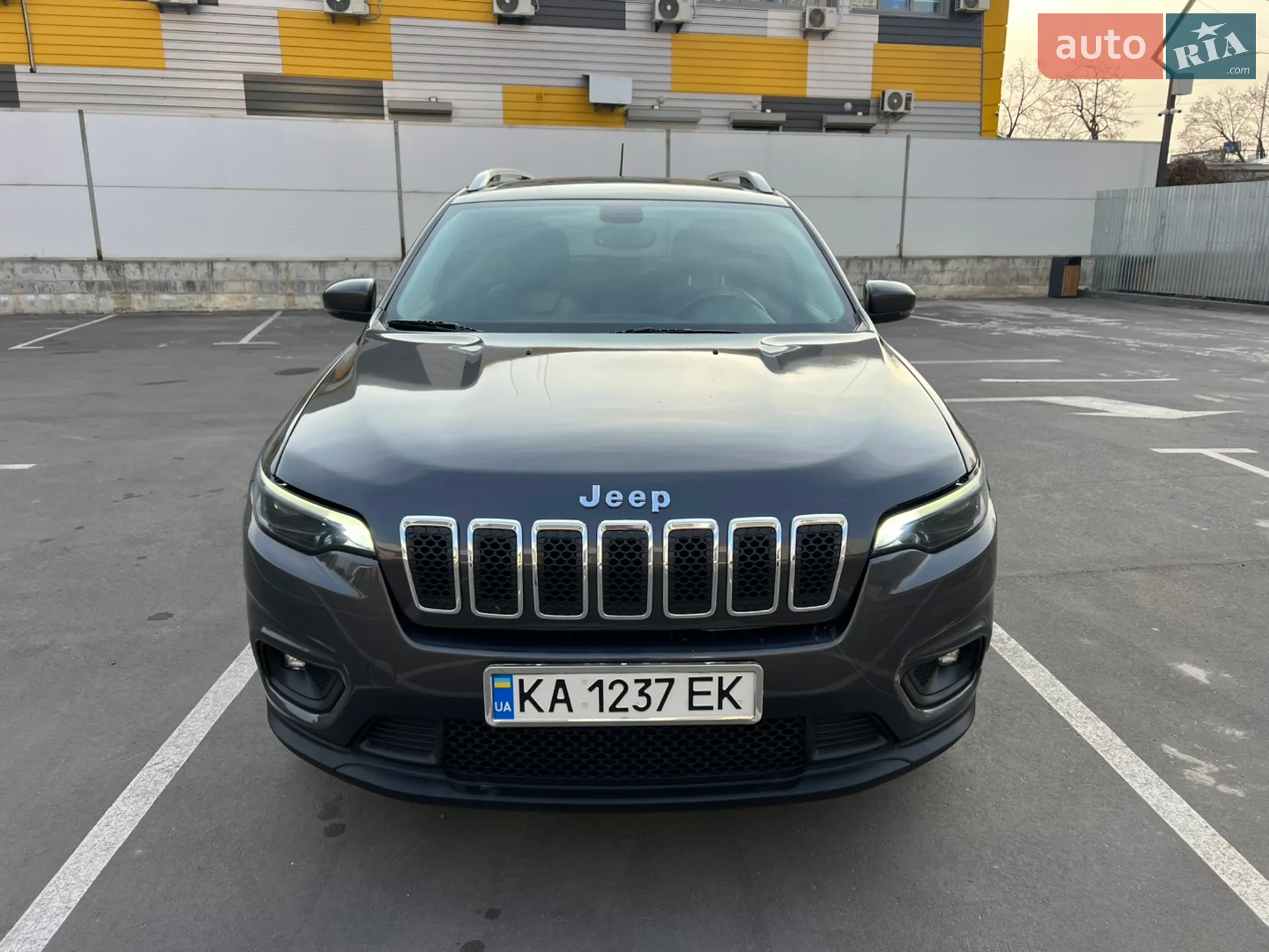 2018 Jeep Cherokee - мініатюра 14