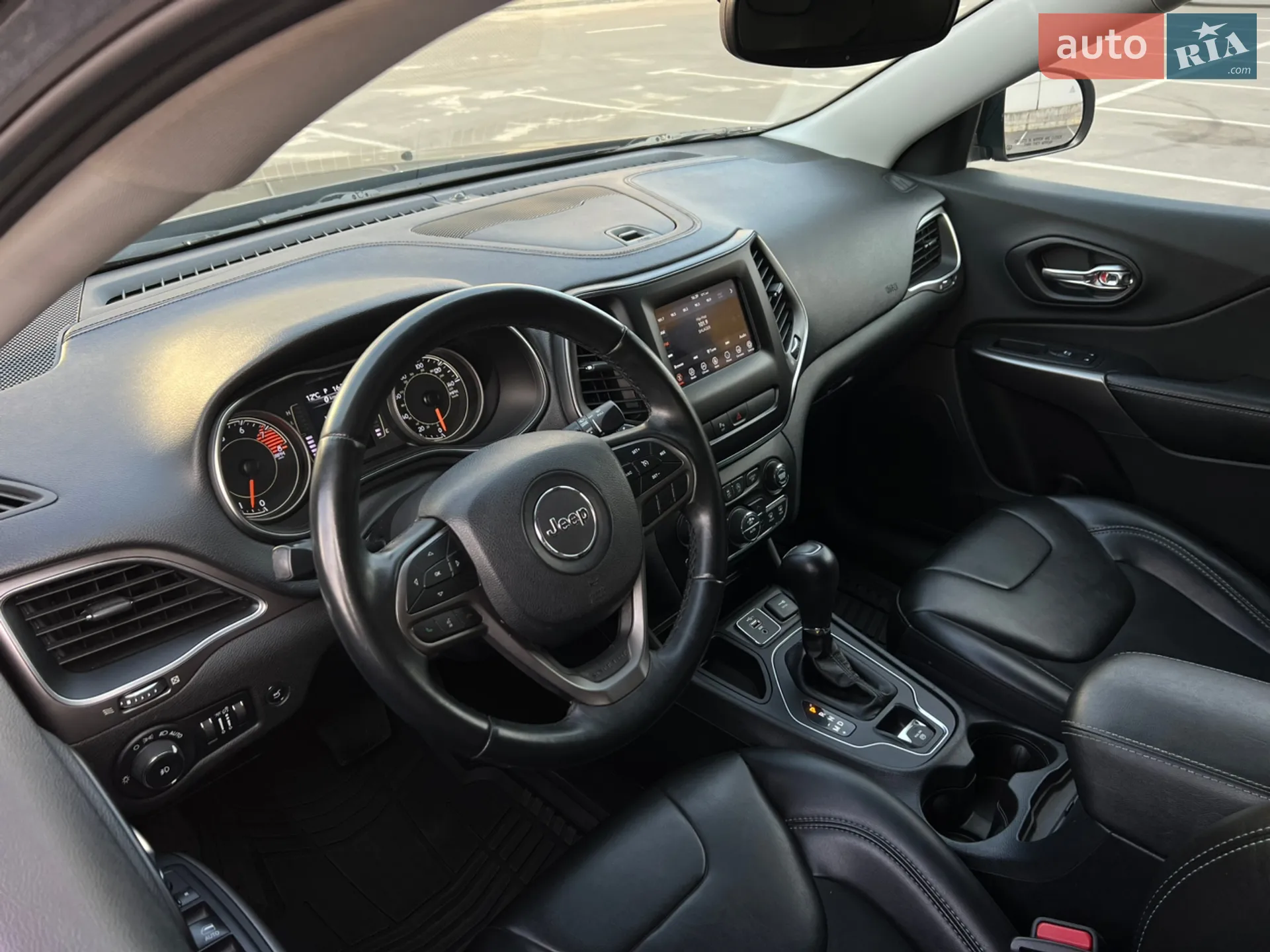 2018 Jeep Cherokee - мініатюра 19