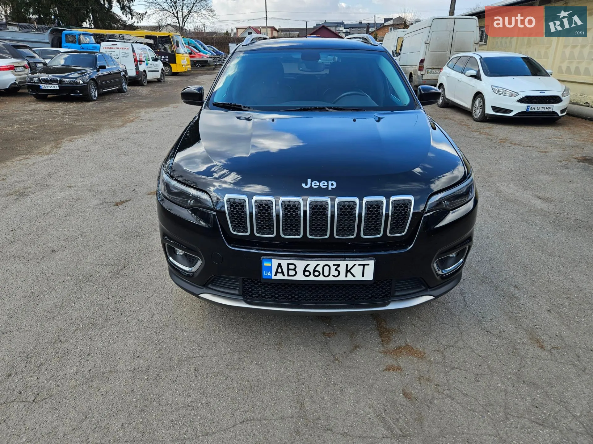 2018 Jeep Cherokee - фото 1