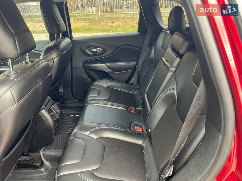 Позашляховик / Кросовер Jeep Cherokee 2018 в Чернігові