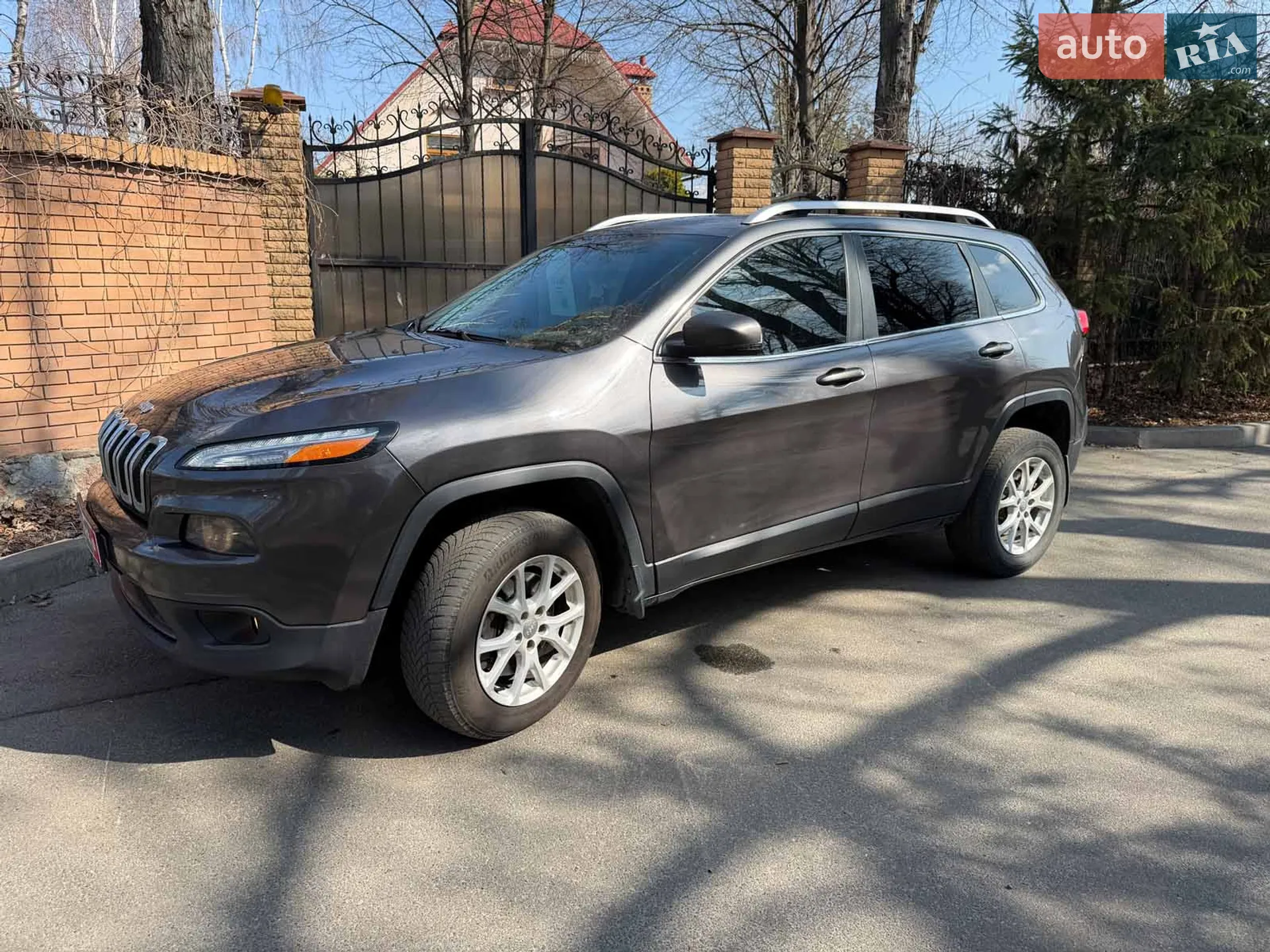 2016 Jeep Cherokee - мініатюра 9