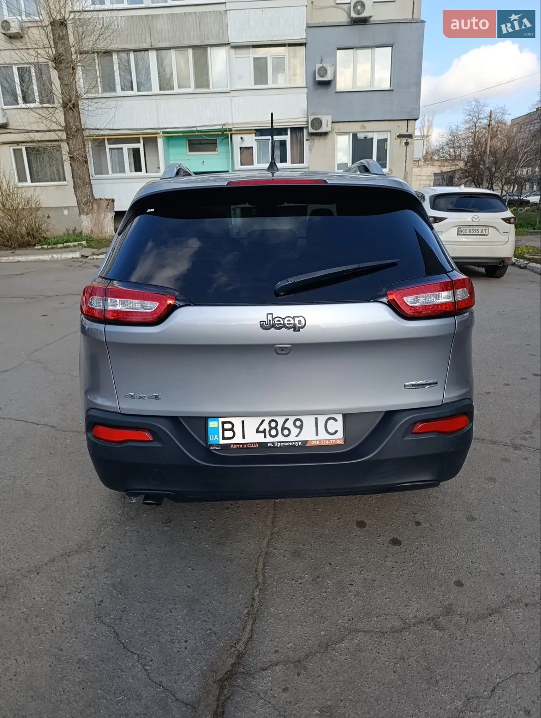 2016 Jeep Cherokee - мініатюра 3