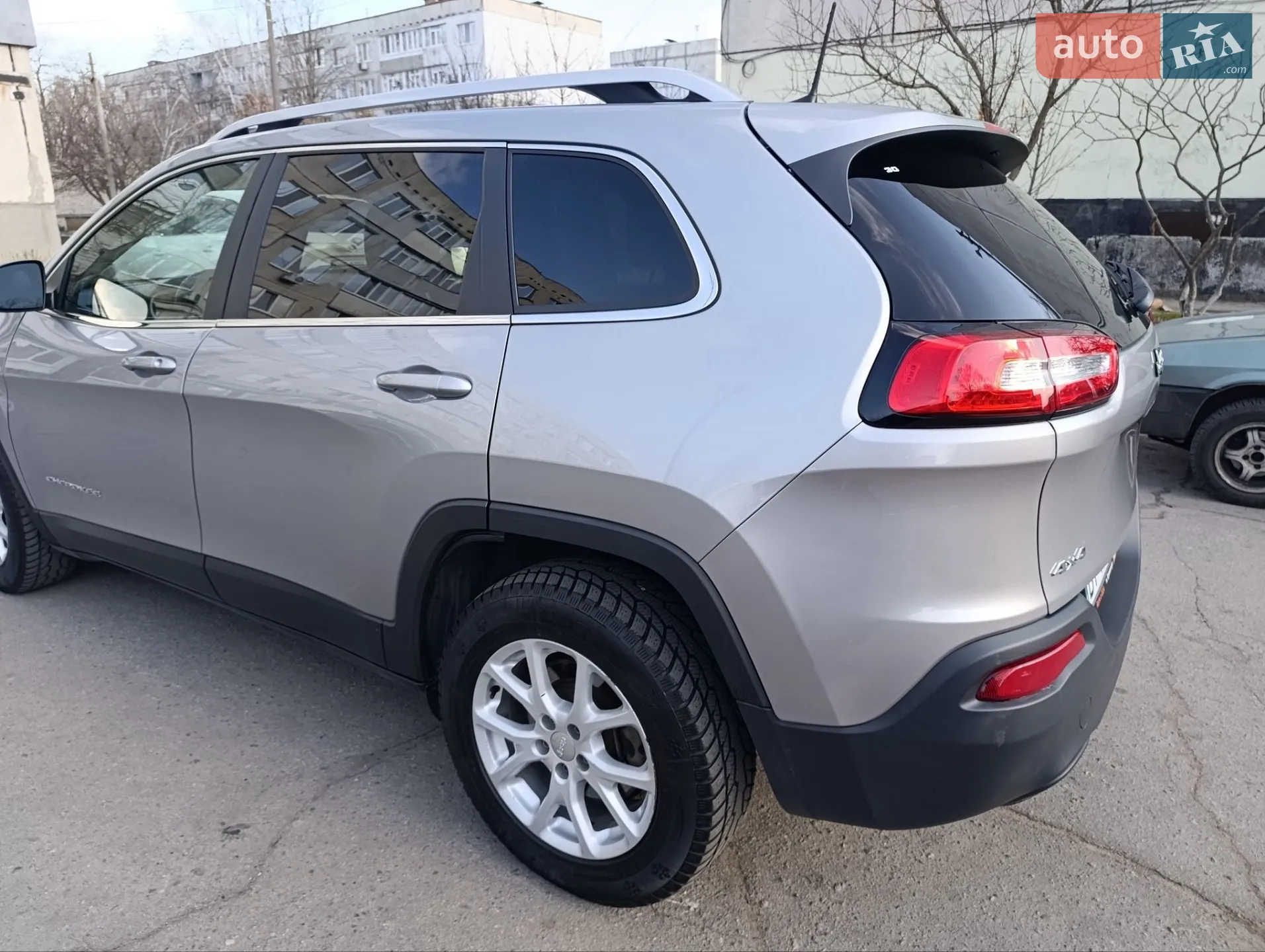2016 Jeep Cherokee - мініатюра 8